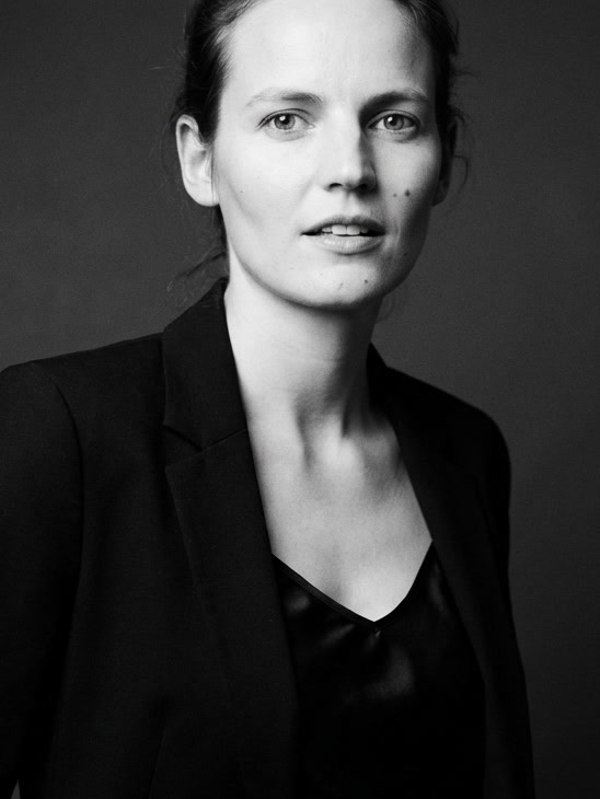 Eline De Picker, black-and-white portrait